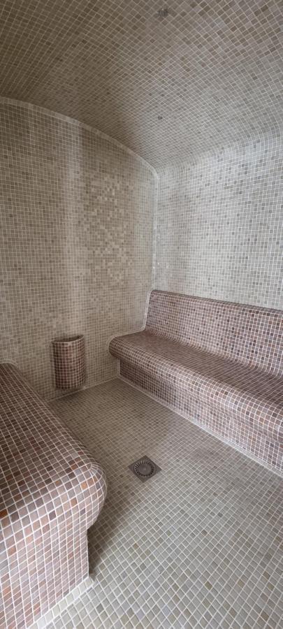 Relax Wellness Manzard Hajduszoboszlo Appartamento Esterno foto
